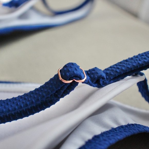 Shade & Shore Target Bikini Swim Top - Deep Blue - Size 34D - Picture 5 of 7